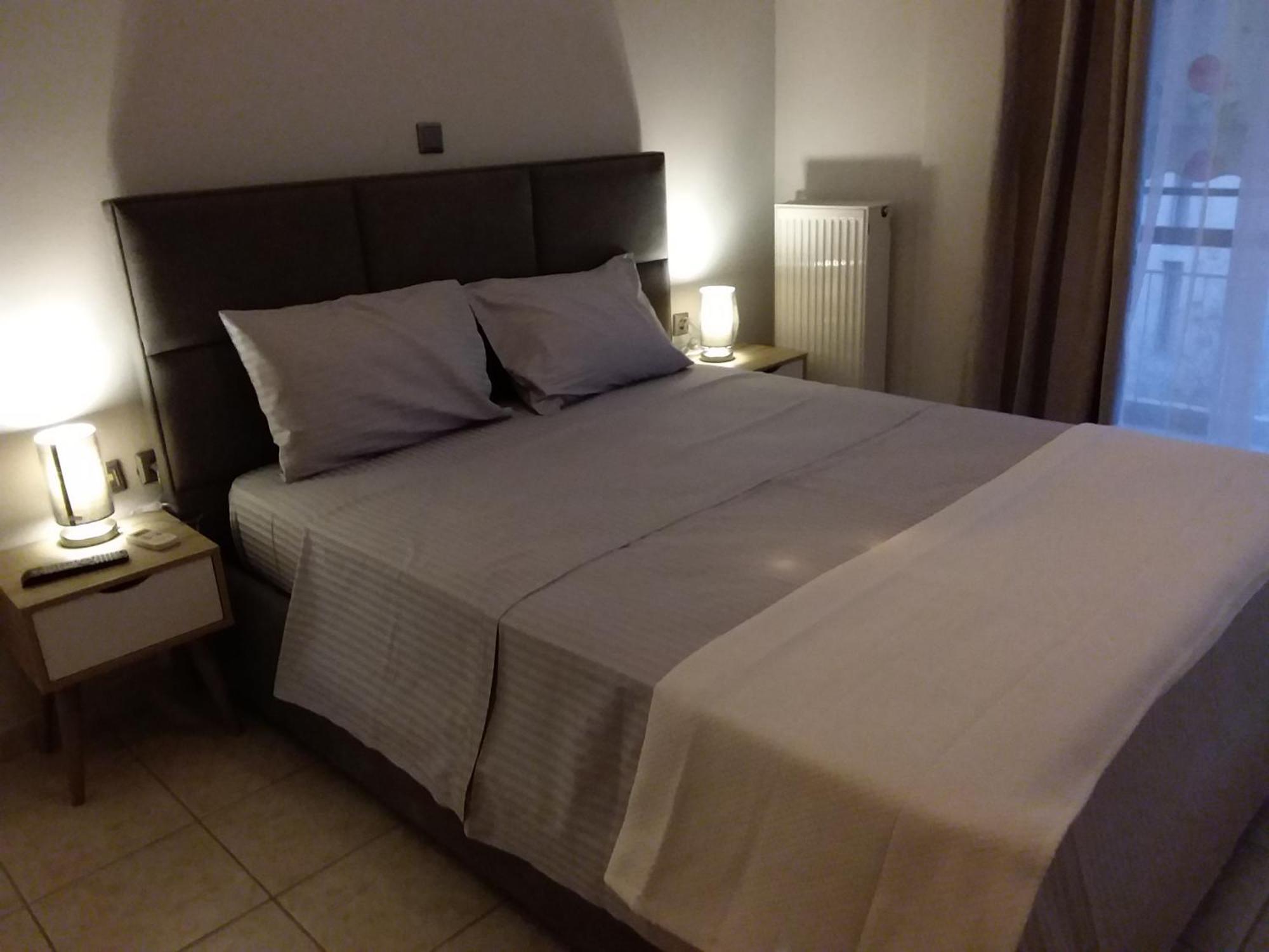 Giorgios Zeta Gazi view apartments Atene Esterno foto