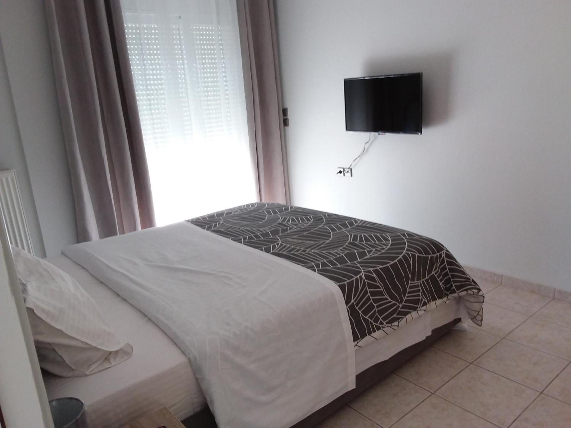 Giorgios Zeta Gazi view apartments Atene Esterno foto